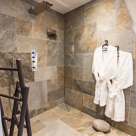 La Sainthilarienne Nocleg ze śniadaniem