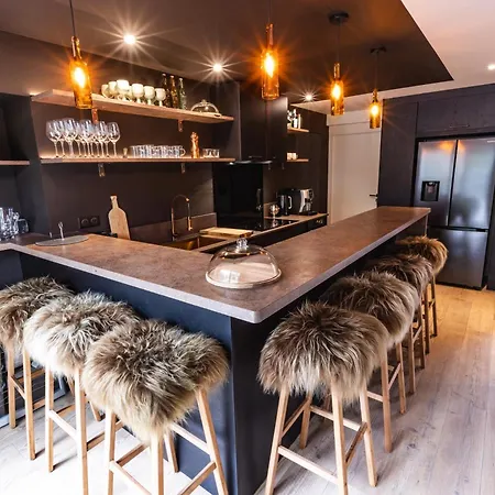 La Sainthilarienne לינה וארוחת בוקר