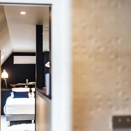La Sainthilarienne Bed & Breakfast *