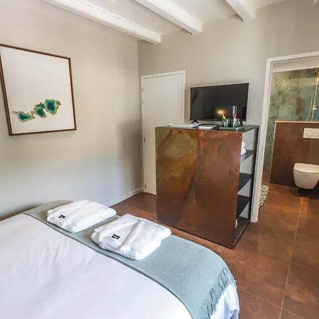 La Sainthilarienne סן-לארי-סולאן