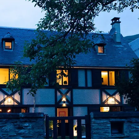 לינה וארוחת בוקר La Sainthilarienne סן-לארי-סולאן