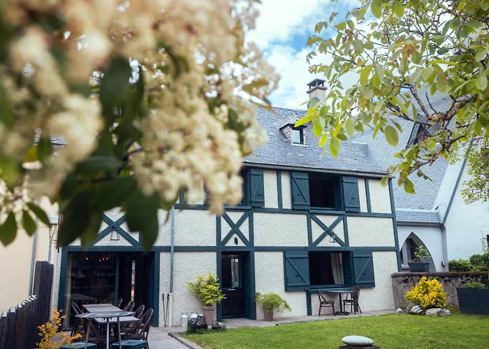 La Sainthilarienne 3* Сен-Лари-Сулан